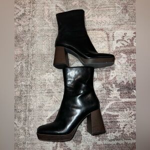 Coconuts by Matisse Booties